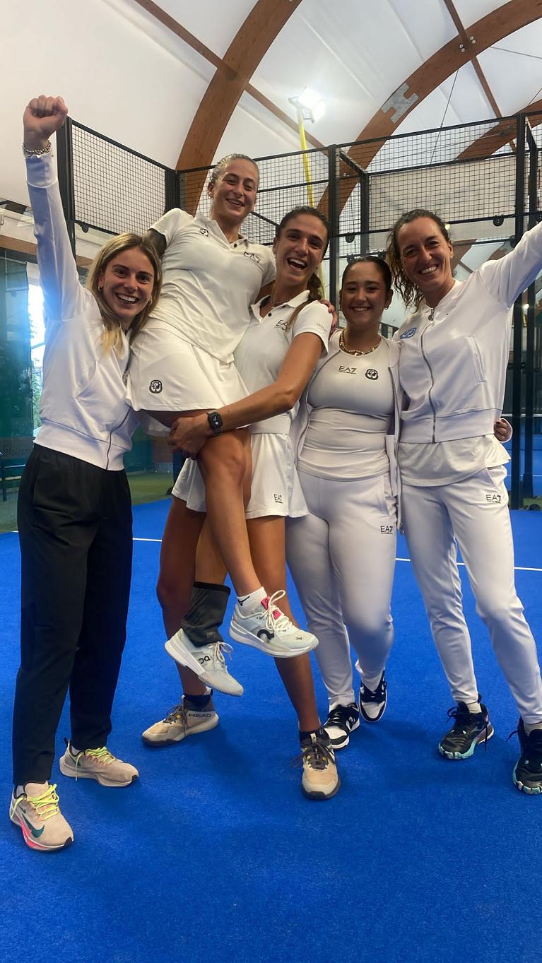 Tc Prato padel femminile fa festa per la promozione in serie B