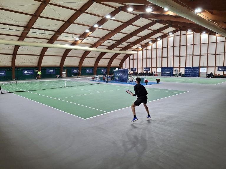 I campi indoor del centro di preparazione Olimpica di Tirrenia dove sono in corso di svolcimento i campionati italiani under 16 by Italgas
