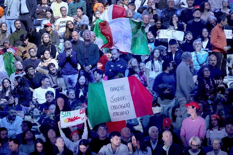 Tifosi italiani alla Inalpi Arena in occasione delle Nitto ATP Finals 2025 (Foto FITP)