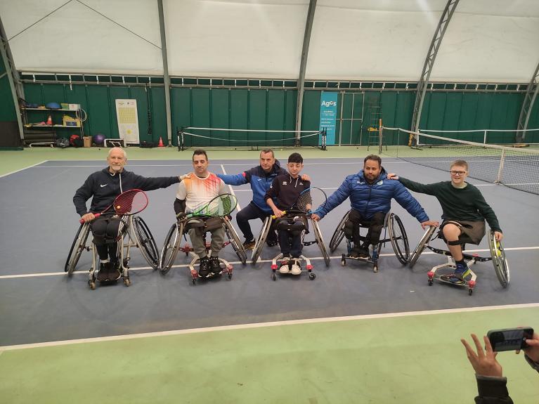 Gli atleti impegnati nella prima edizione del Master Nazionale TPRA Wheelchair Sulmona 2025