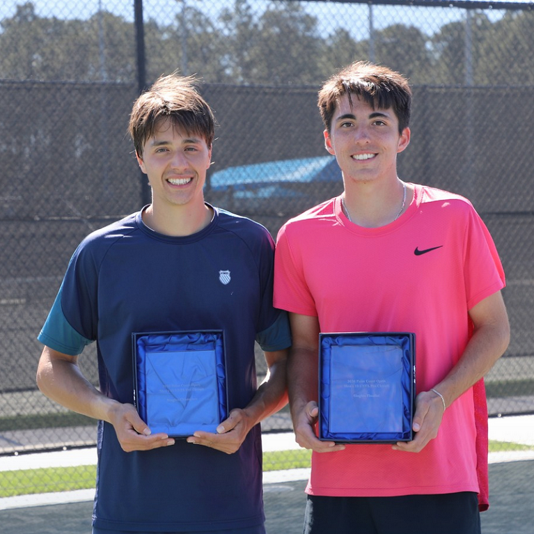 Tommaso Compagnucci (sinistra) e Ryan Colby premiati a Palm Coast (Florida, USA)