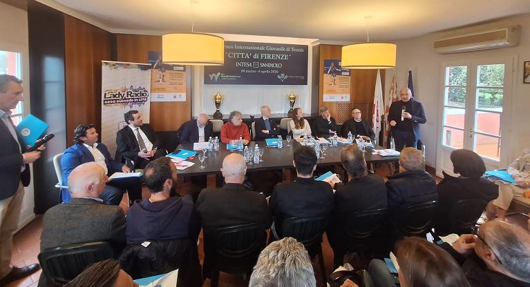 tavolo conferenza stampa