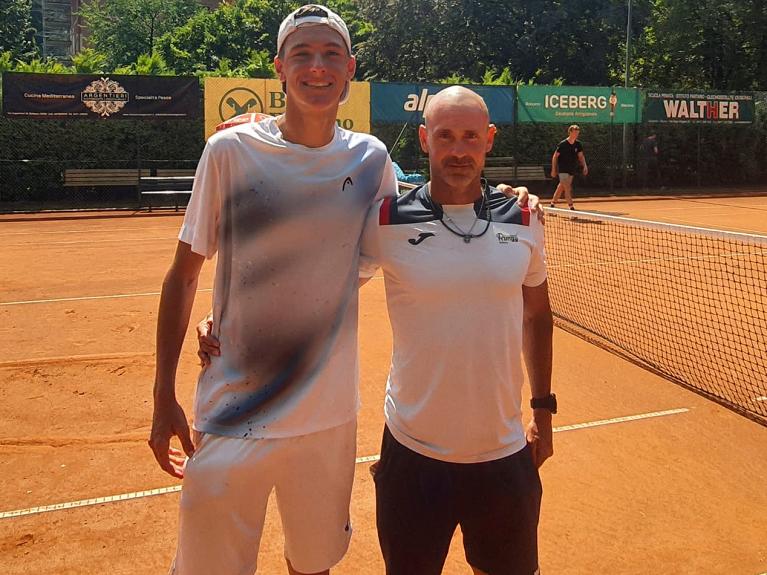 Mattia Cona con il suo coach Valerio Gasbarri