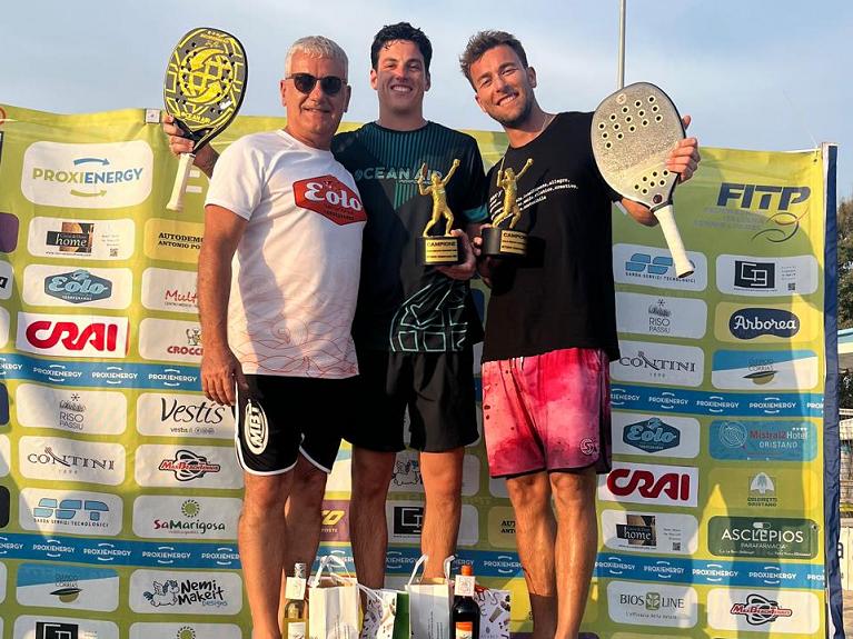 Federico Galeazzi e il francese Mathieu Guegano con il presidente Sebastiano Cau