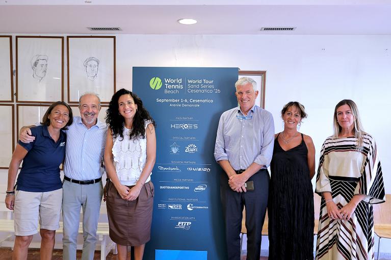 La conferenza stampa di presentazione del Sand Series Cesenatico '26 (Foto FITP)