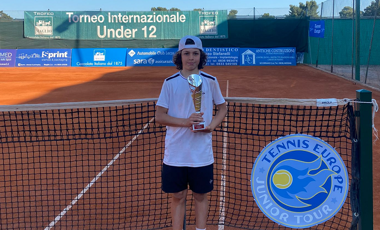 Axel Cremonini in trionfo al Tennis Europe Under 12 di Lecce
